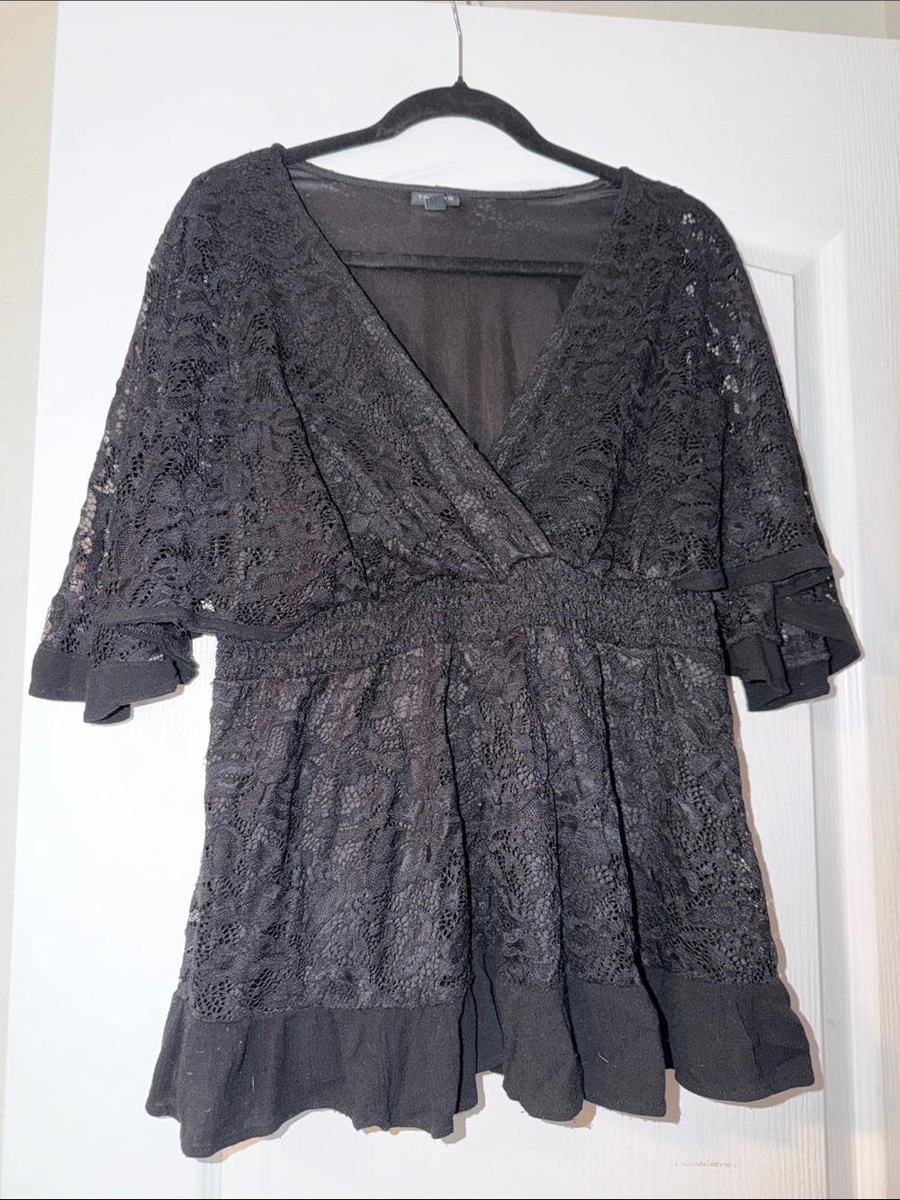 torrid Black Lace V-Neck Flutter Sleeve Robe Top